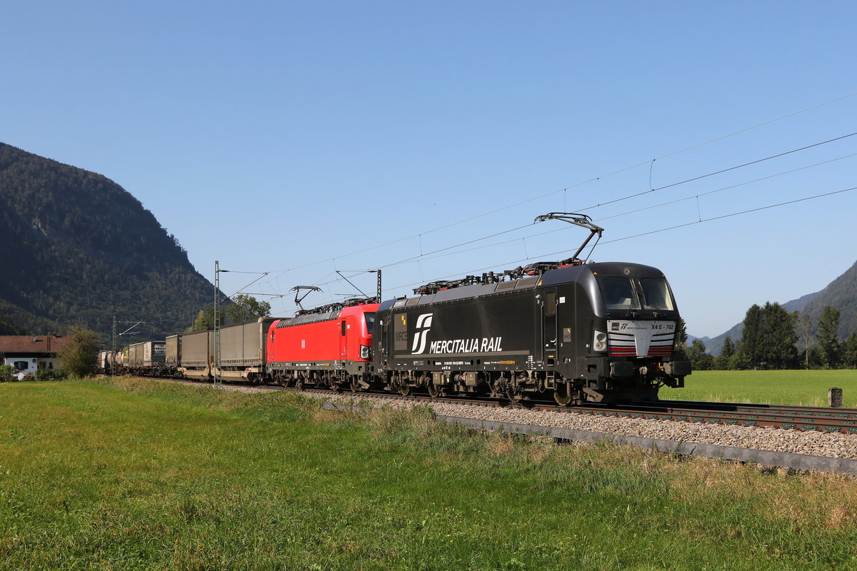 193 702 und 193 311 am 15. September 2020 bei Niederaudorf im Inntal.