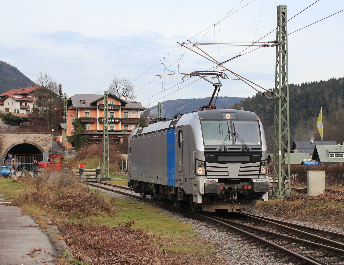 193 805-9 beim rangieren im Bahnhof von Berchtesgaden am 13. Dezember 2014.