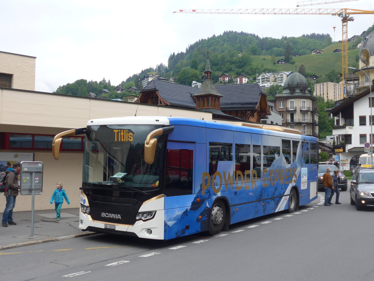 (193'135) - EAB Engelberg - Nr. 7/OW 10'312 - Scania am 20. Mai 2018 beim Bahnhof Engelberg