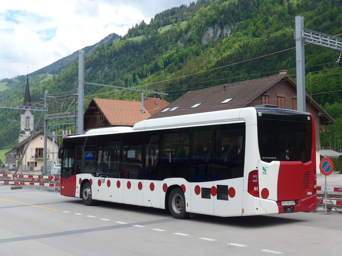 (193'337) - TPF Fribourg - Nr. 1006/FR 300'248 - Mercedes am 21. Mai 2018 beim Bahnhof Montbovon