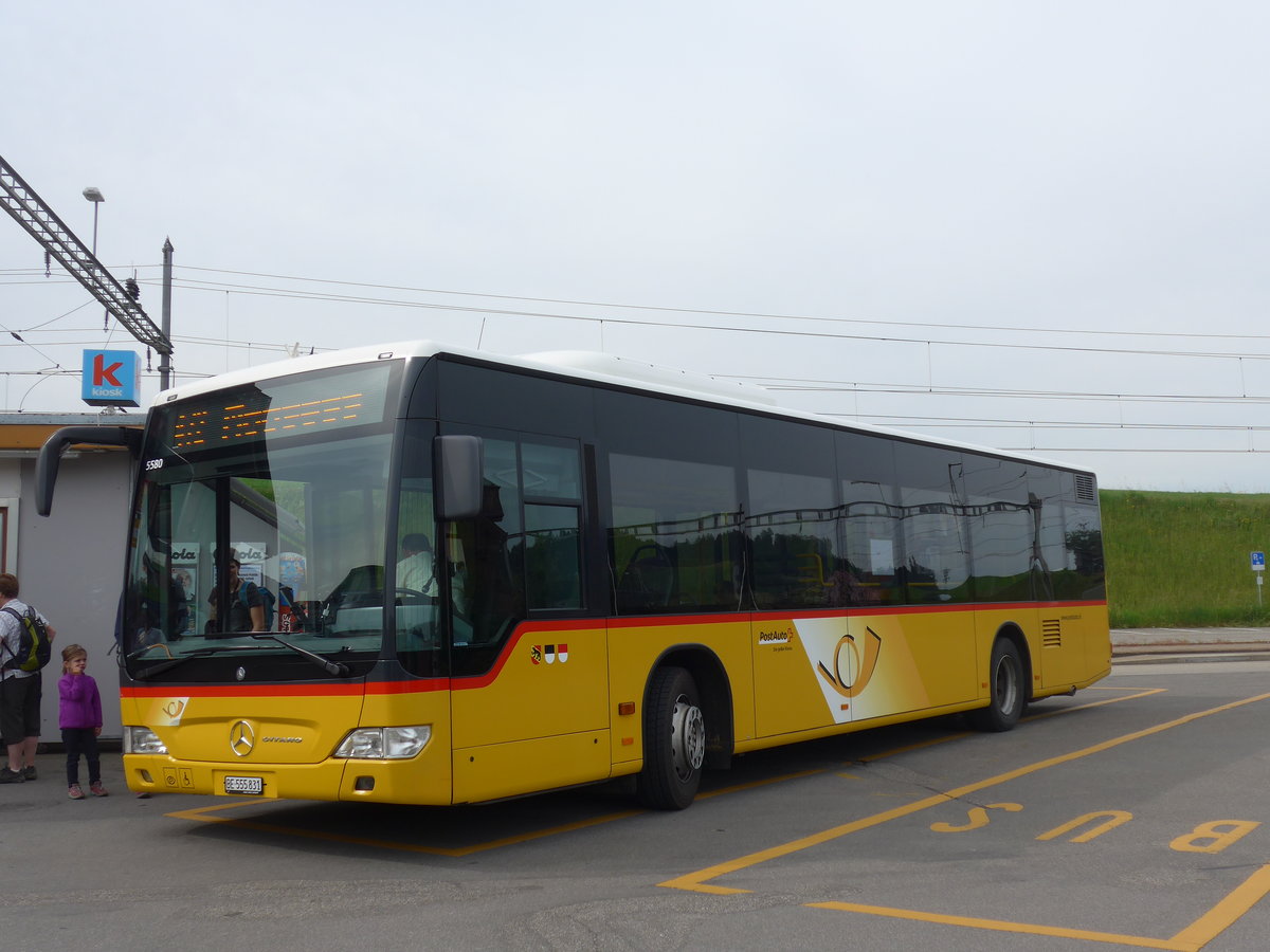 (193'653) - PostAuto Bern - Nr. 531/BE 555'831 - Mercedes am 3. Juni 2018 beim Bahnhof Biglen