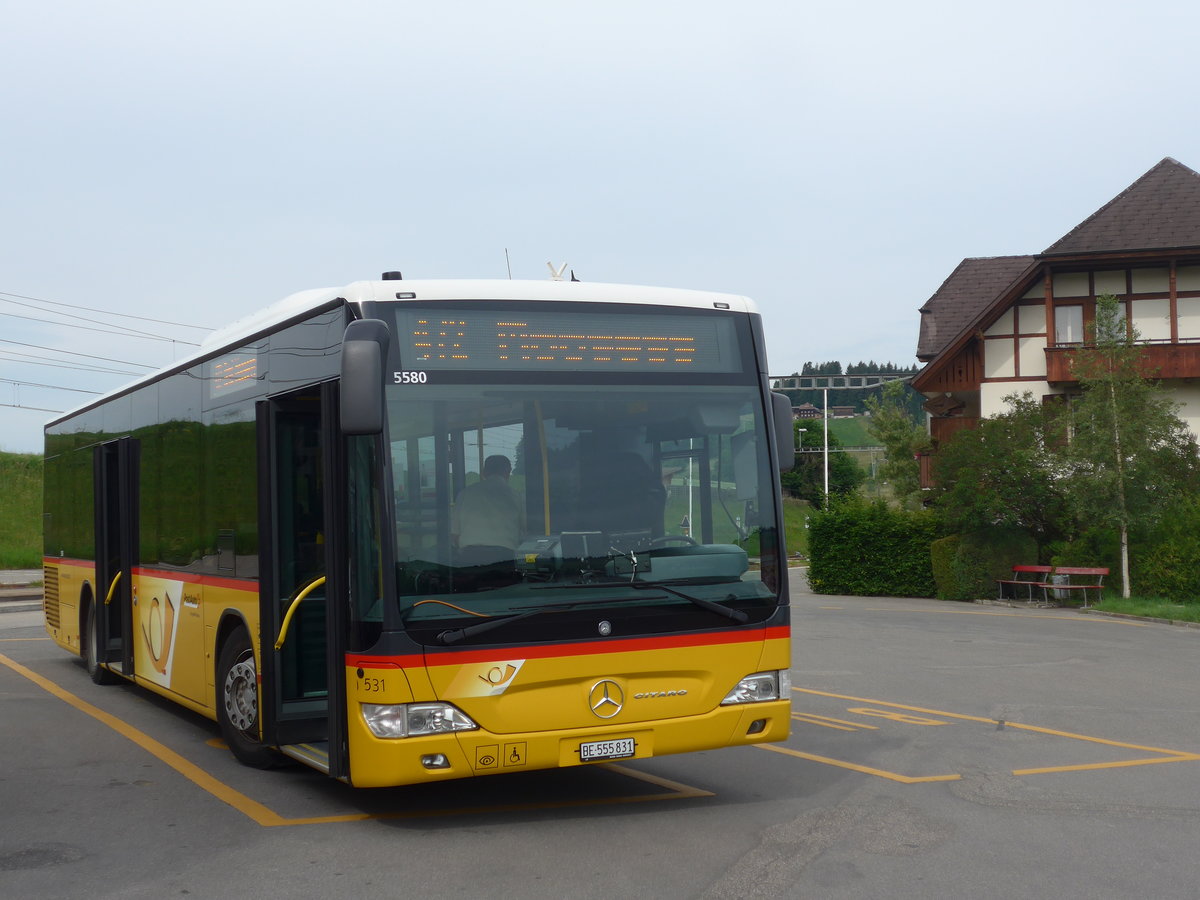 (193'655) - PostAuto Bern - Nr. 531/BE 555'831 - Mercedes am 3. Juni 2018 beim Bahnhof Biglen