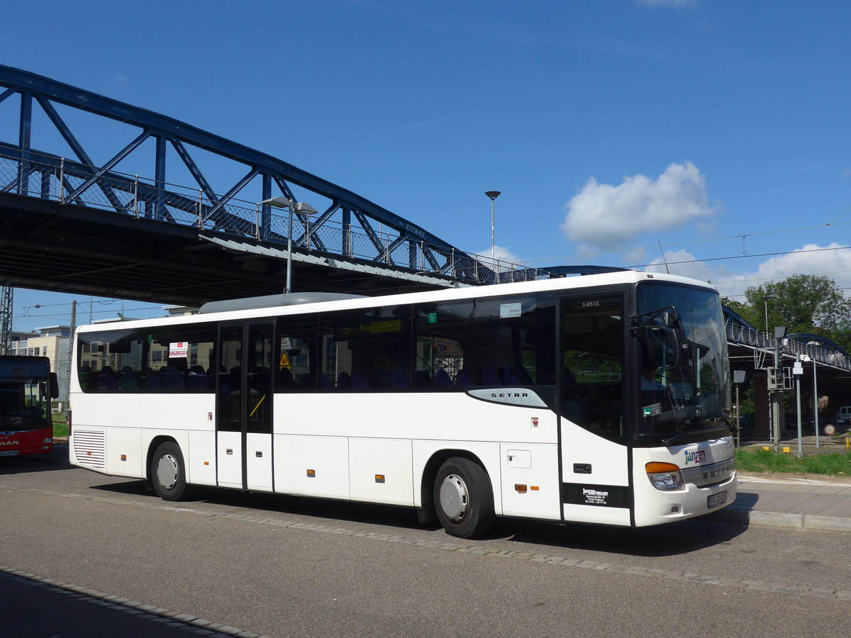 (194'173) - Janzen, Freiburg - FR-JA 415 - Setra am 18. Juni 2018 beim Bahnhof Freiburg