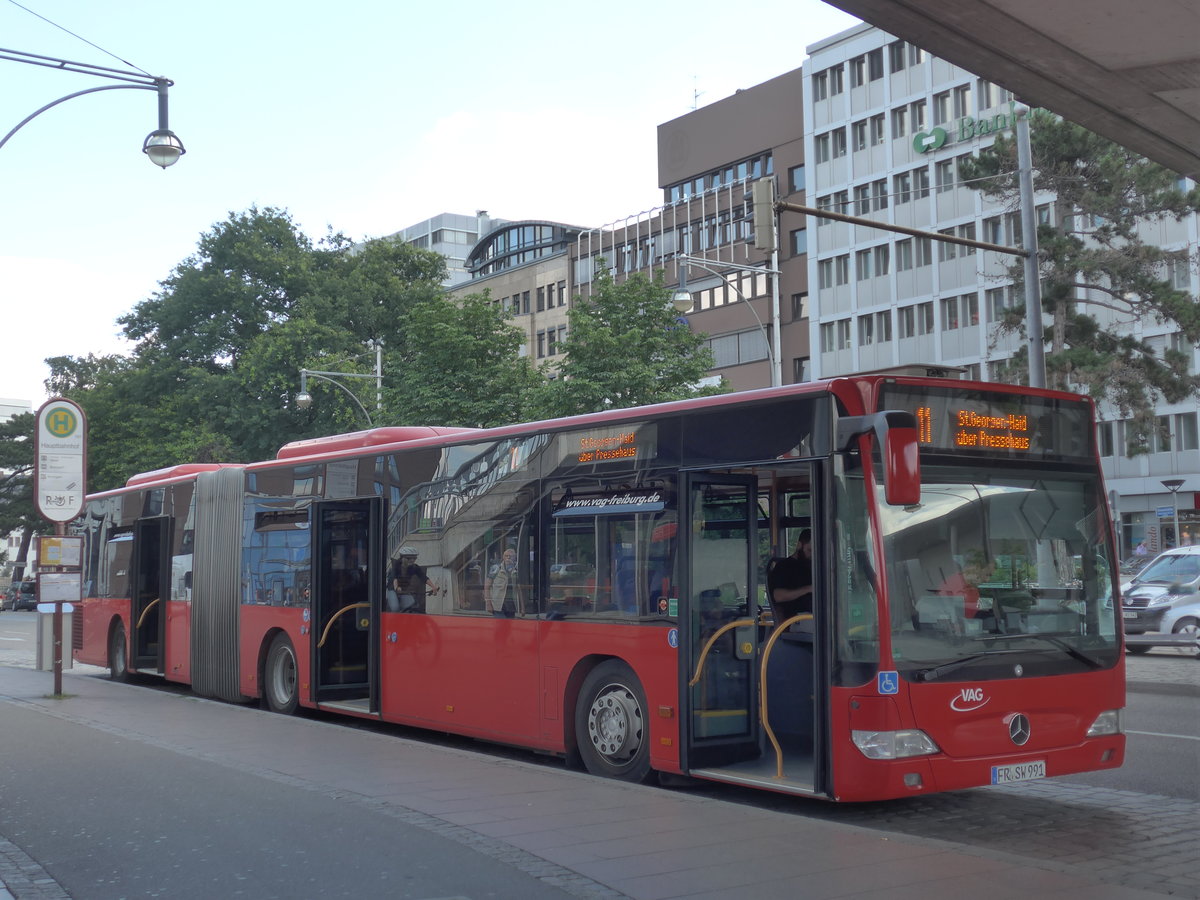 (194'190) - VAG Freiburg - Nr. 991/FR-SW 991 - Mercedes am 18. Juni 2018 beim Bahnhof Freiburg