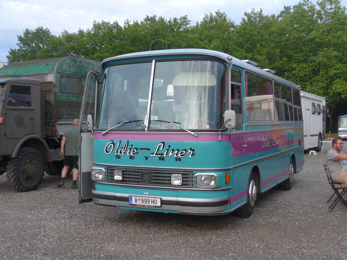 (195'908) - Aus Oesterreich: Wstner, Bezau - B 999 HO - Setra am 17. August 2018 in Wettingen, Zirkuswiese