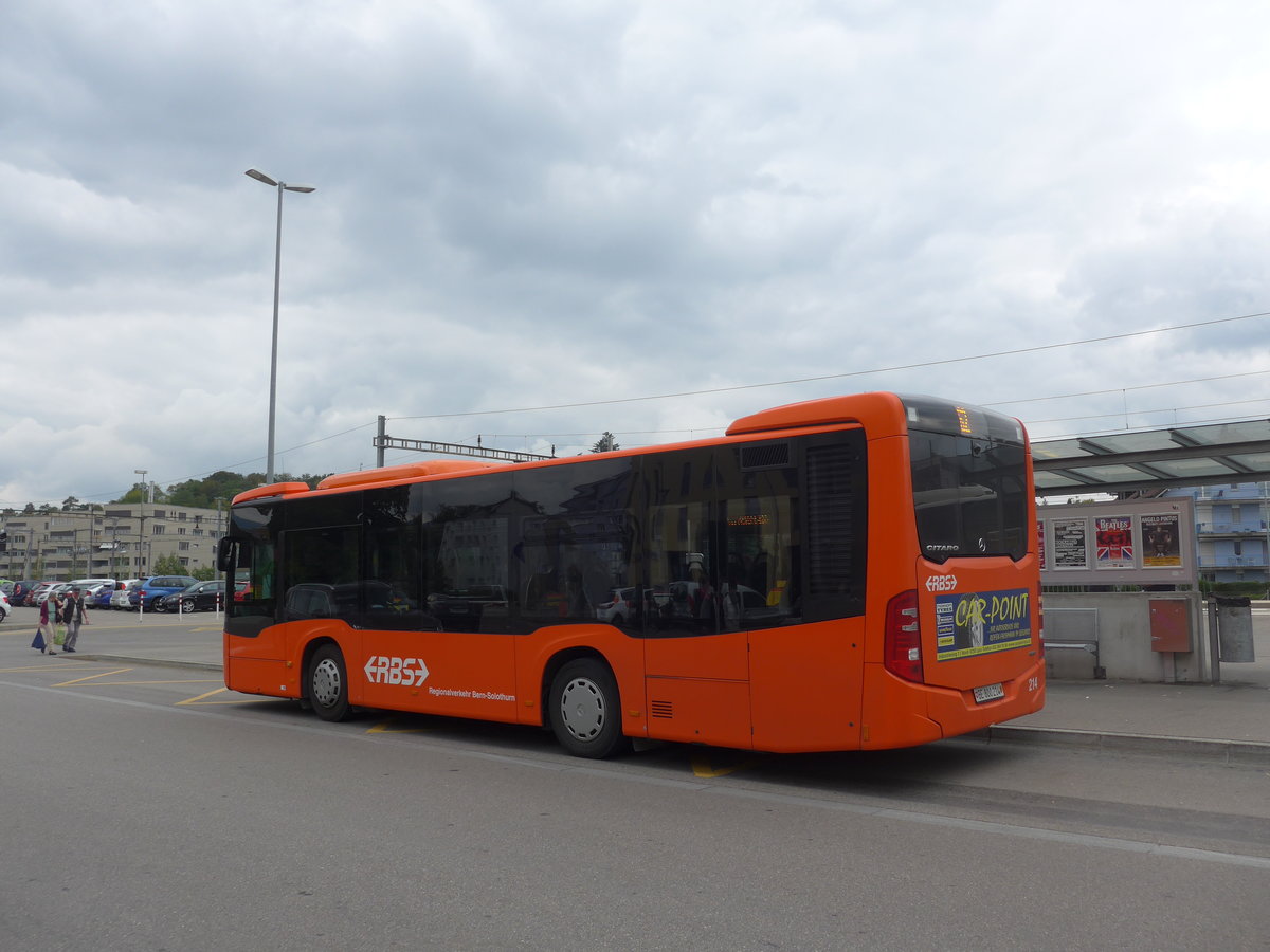 (196'538) - RBS Worblaufen - Nr. 214/BE 800'214 - Mercedes am 3. September 2018 beim Bahnhof Lyss