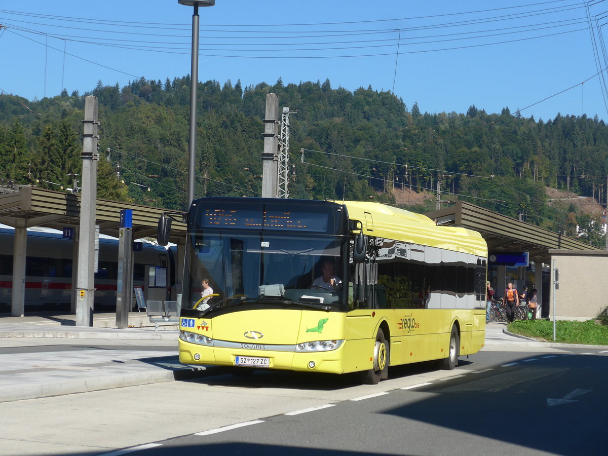 (196'925) - Ledermair, Schwaz - SZ 127 ZC - Solaris am 12. September 2018 beim Bahnhof Kufstein