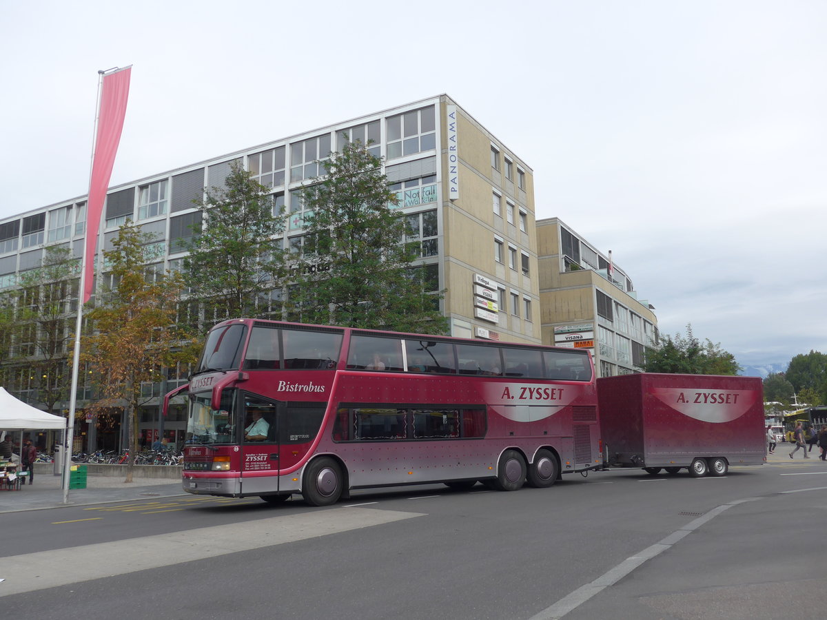 (197'904) - Zysset, Krichdorf - Nr. 33/BE ...'... - Setra am 22. September 2018 beim Bahnhof Thun