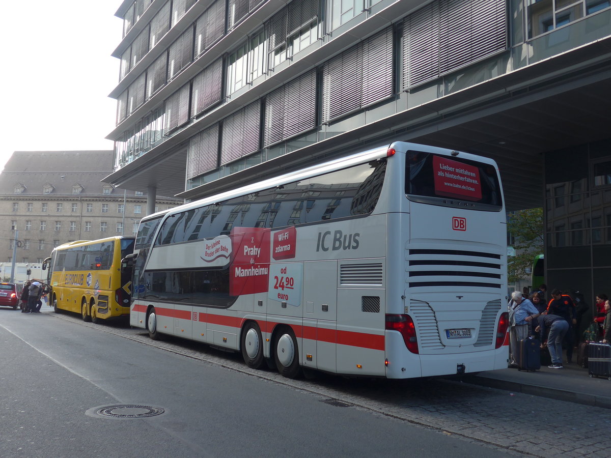 (198'963) - Arzt, Seligenporten - NM-AL 3003 - Setra am 21. Oktober 2018 in Nrnberg, Zentraler Busbahnhof