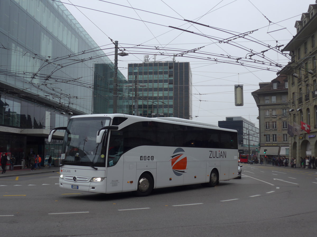 (199'072) - Aus Italien: Zulian, San Giorgio delle Pertiche - FM-524 KP - Mercedes am 29. Oktober 2018 beim Bahnhof Bern