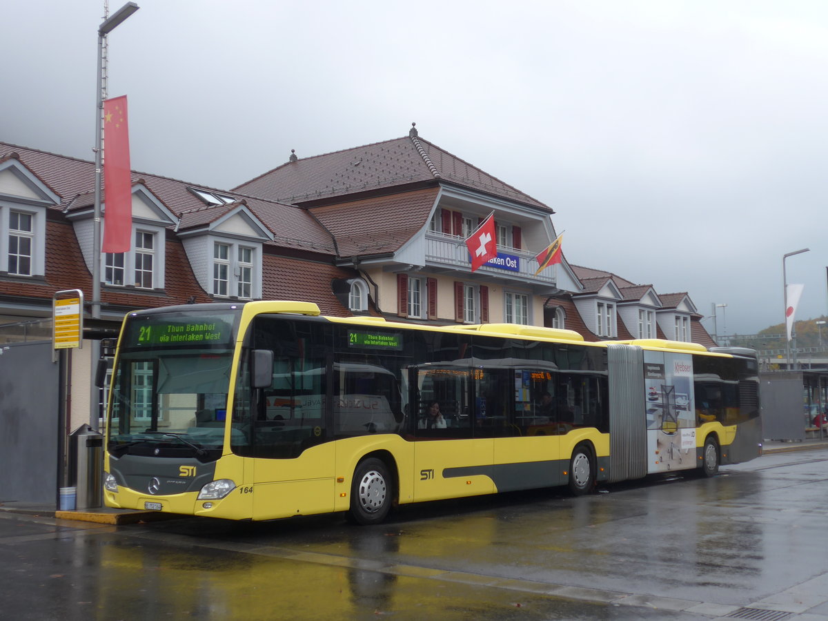 (199'144) - STI Thun - Nr. 164/BE 752'164 - Mercedes am 29. Oktober 2018 beim Bahnhof Interlaken Ost