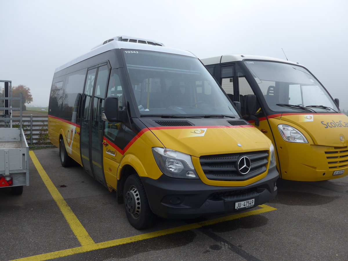 (199'239) - CarPostal Ouest - JU 47'549 - Mercedes am 4. November 2018 in Develier, Parkplatz