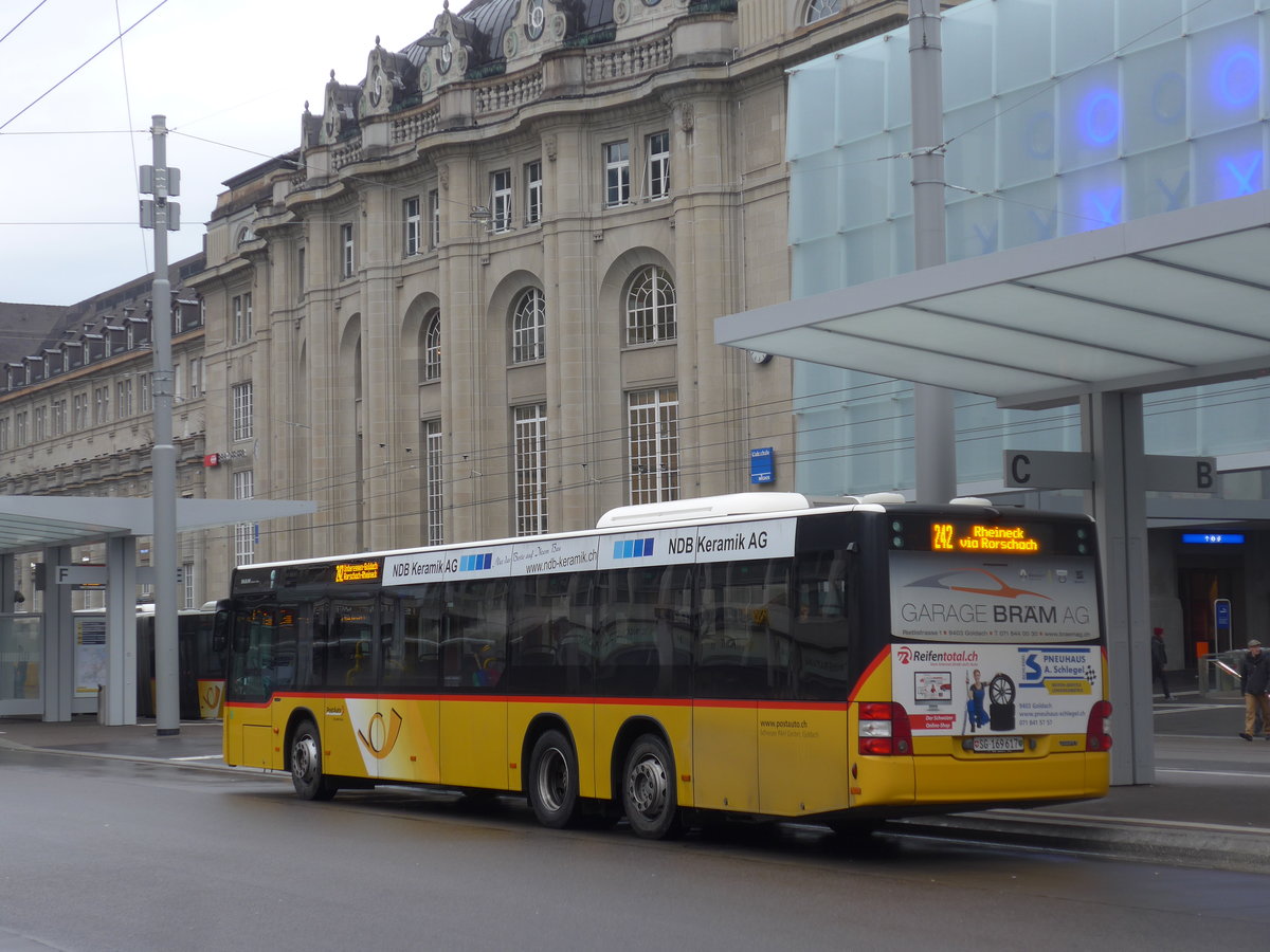 (199'510) - Schwizer, Goldach - SG 169'617 - MAN am 24. November 2018 beim Bahnhof St. Gallen