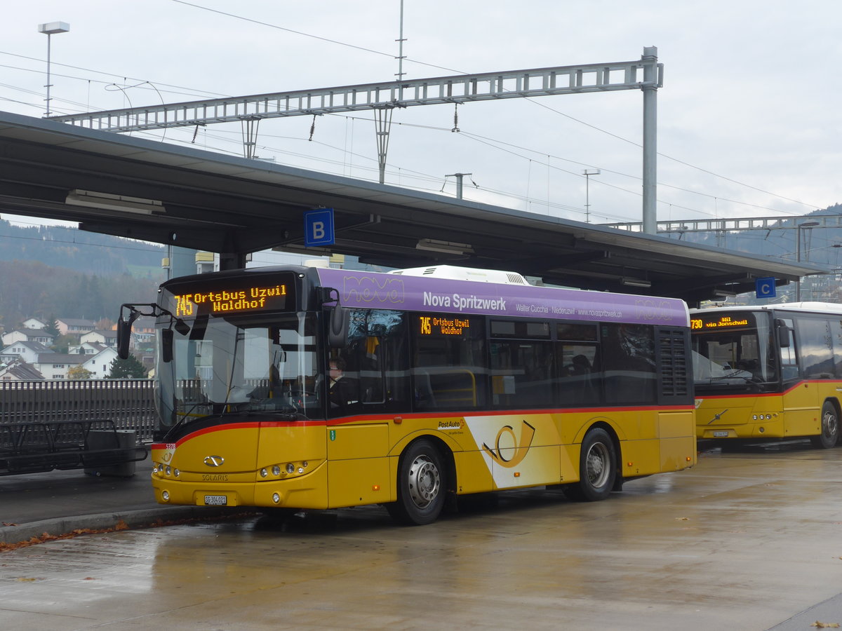 (199'529) - Schmidt, Oberbren - SG 304'021 - Solaris am 24. November 2018 beim Bahnhof Uzwil