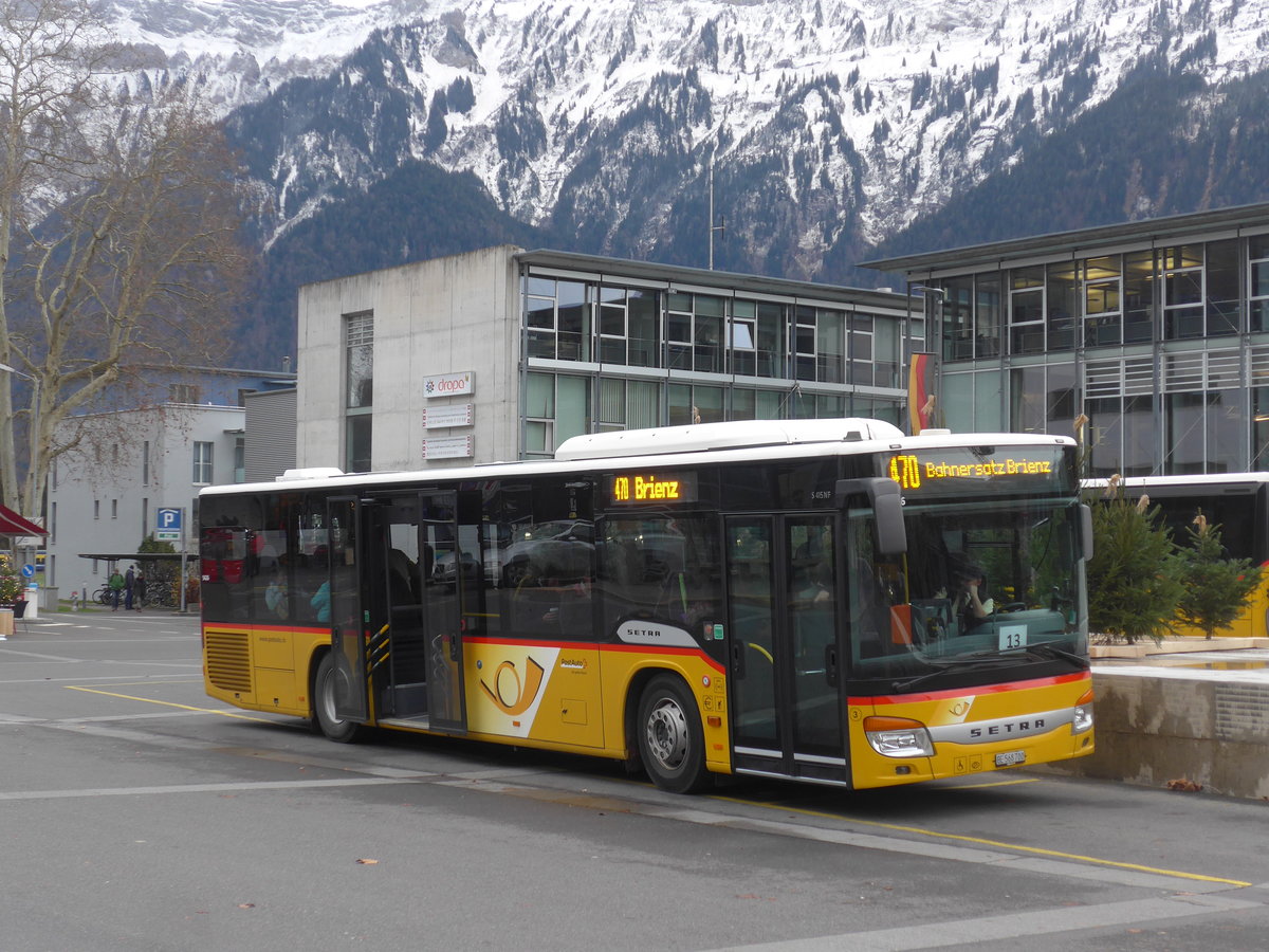 (199'866) - Flck, Brienz - Nr. 3/BE 568'700 - Setra am 8. Dezember 2018 beim Bahnhof Interlaken Ost