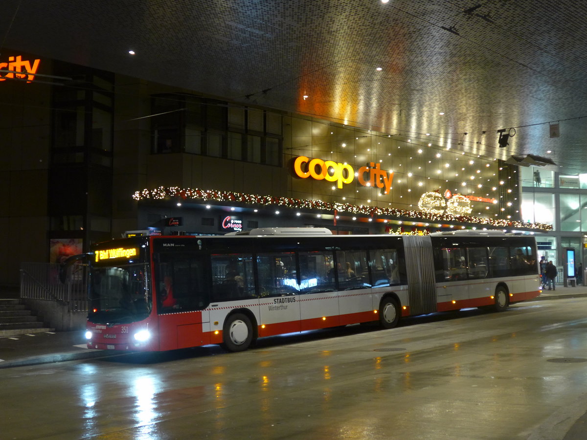 (200'081) - SW Winterthur - Nr. 351/ZH 886'351 - MAN am 22. Dezember 2018 beim Hauptbahnhof Winterthur