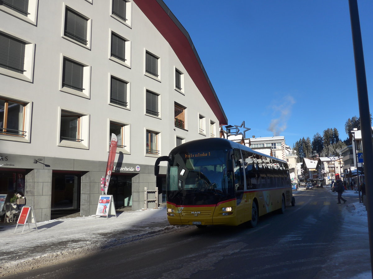 (200'272) - PostAuto Graubnden - GR 162'982 - MAN am 26. Dezember 2018 in Lenzerheide, Post