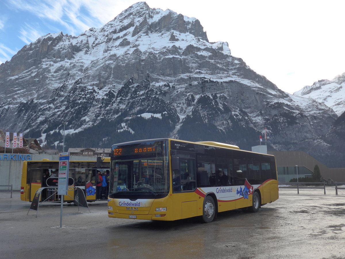 (200'495) - AVG Grindelwald - Nr. 20/BE 349'361 - MAN/Gppel am 1. Januar 2019 beim Bahnhof Grindelwald