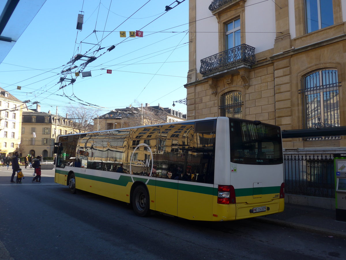 (201'650) - transN, La Chaux-de-Fonds - Nr. 207/NE 114'207 - MAN (ex TN Neuchtel Nr. 207) am 16. Februar 2019 in Neuchtel, Place Pury