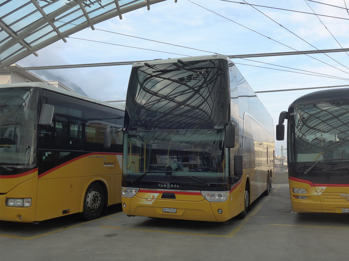 (201'813) - PostAuto Graubnden - GR 170'401 - Van Hool am 2. Mrz 2019 in Chur, Postautostation