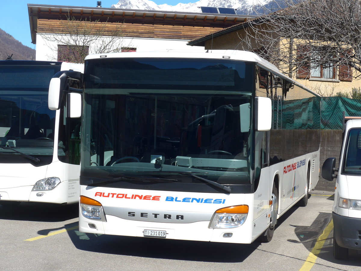 (202'565) - ABl Biasca - Nr. 19/TI 231'019 - Setra am 19. Mrz 2019 in Biasca, Garage