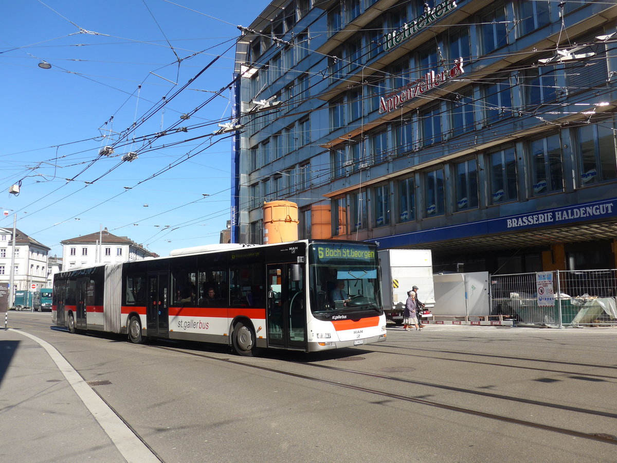 (202'755) - St. Gallerbus, St. Gallen - Nr. 287/SG 198'287 - MAN am 21. Mrz 2019 beim Bahnhof St. Gallen