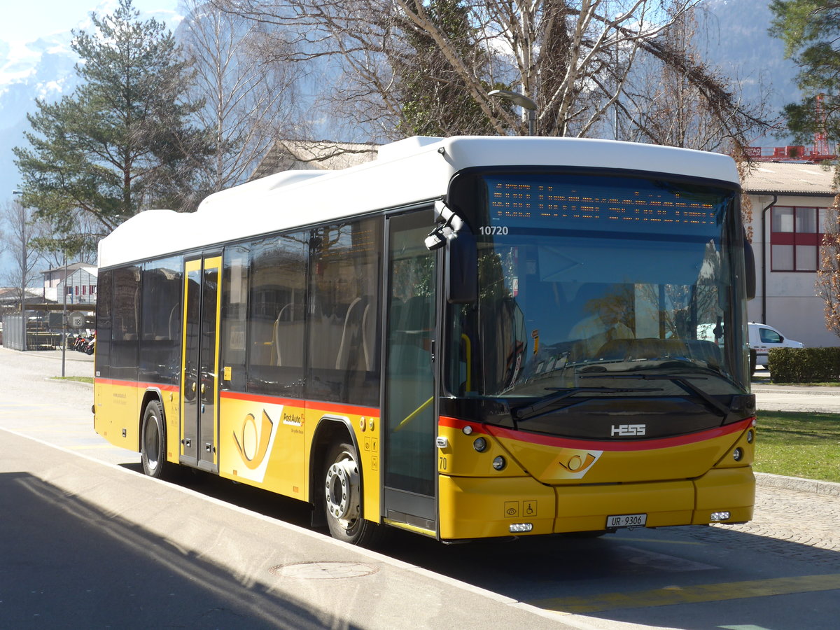 (202'820) - AAGU Altdorf - Nr. 70/UR 9306 - Scania/Hess am 22. Mrz 2019 beim Bahnhof Flelen