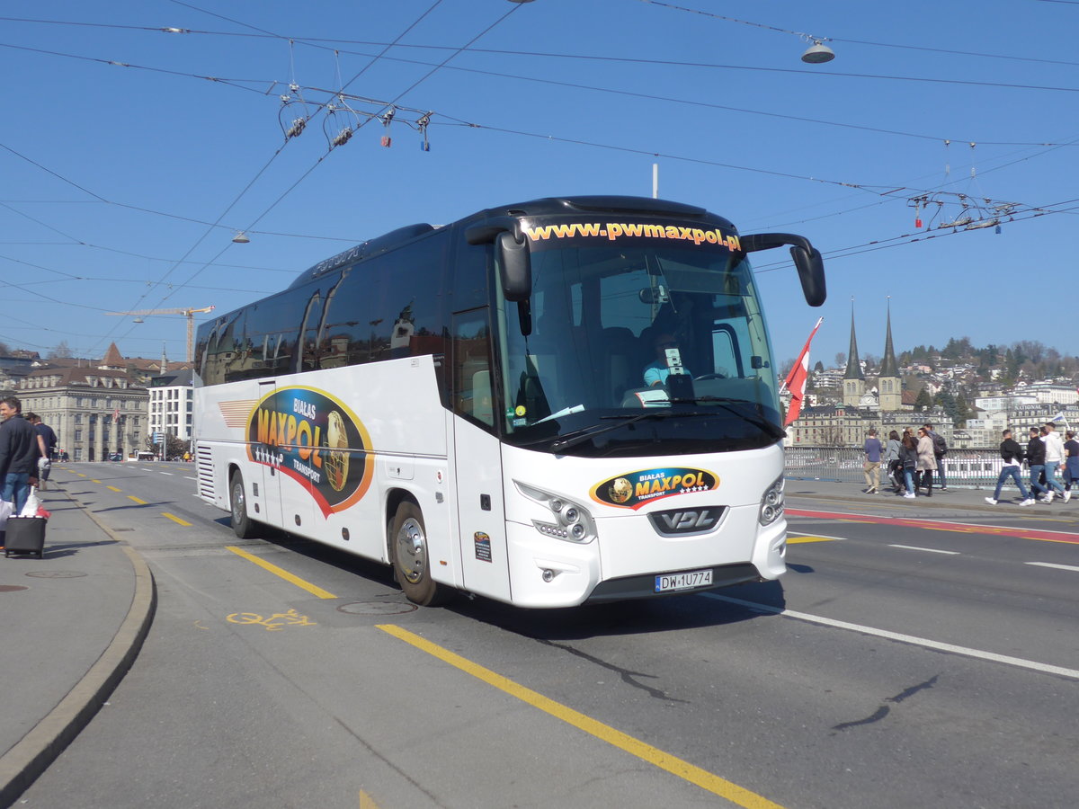 (203'010) - Aus Polen: Maxpol, Walbrzych - DW 1U774 - VDL am 23. Mrz 2019 in Luzern, Bahnhofbrcke