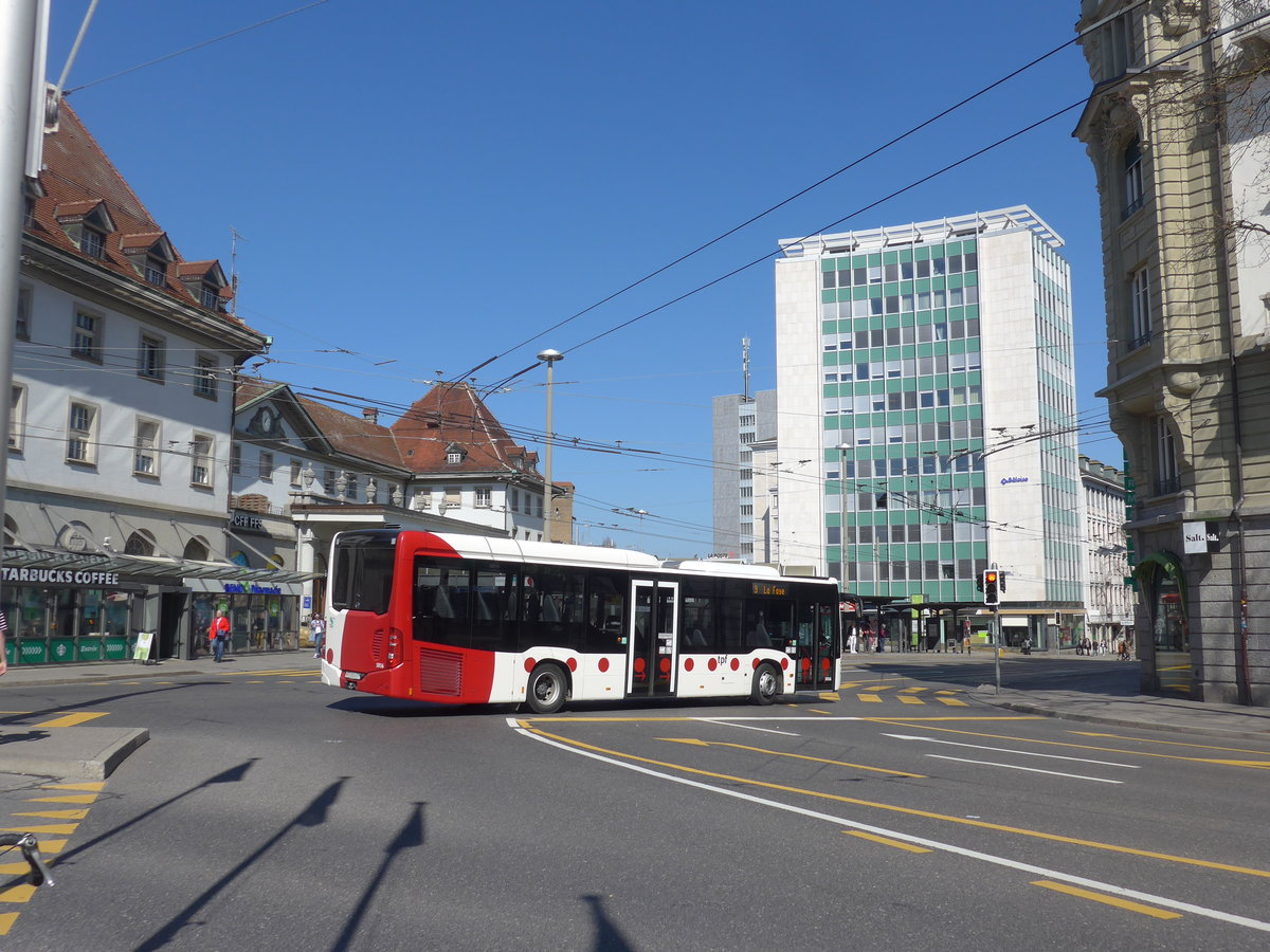 (203'243) - TPF Fribourg - Nr. 1016/FR 300'417 - Mercedes am 24. Mrz 2019 beim Bahnhof Fribourg