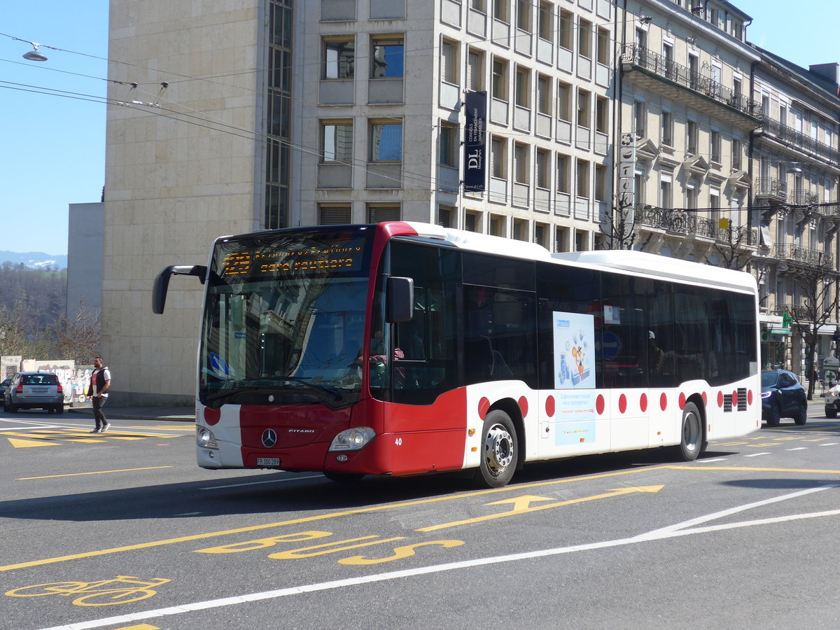 (203'248) - TPF Fribourg - Nr. 40/FR 300'289 - Mercedes am 24. Mrz 2019 beim Bahnhof Fribourg