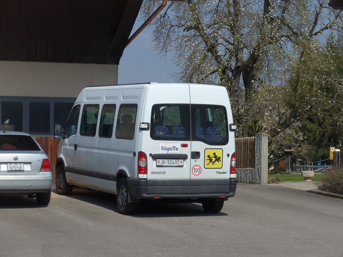 (203'749) - Filipetto, Vendlincourt - JU 52'437 - Renault am 15. April 2019 in Vendlincourt, La Coie