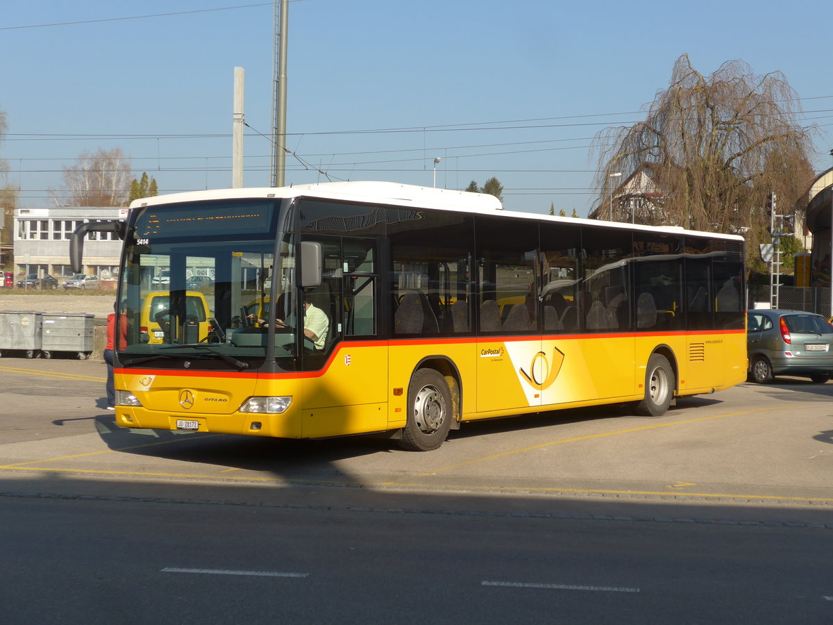 (203'790) - CarPostal Ouest - JU 28'172 - Mercedes (ex Nr. 57; ex Stucki, Porrentruy Nr. 29) am 15. April 2019 beim Bahnhof Porrentruy