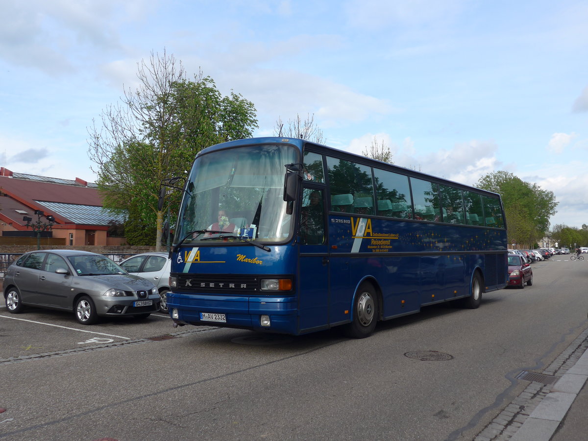 (204'073) - Aus Deutschland: VbA, Mnchen - M-AV 2332 - Setra am 26. April 2019 in Haguenau, Parkplatz