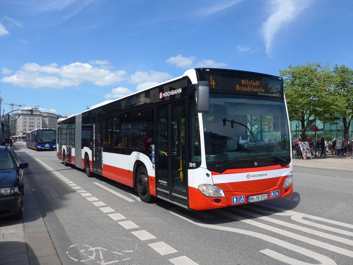 (204'933) - HHA Hamburg - Nr. 3911/HH-YB 3911 - Mercedes am 11. Mai 2019 in Hamburg, Jungfernstieg