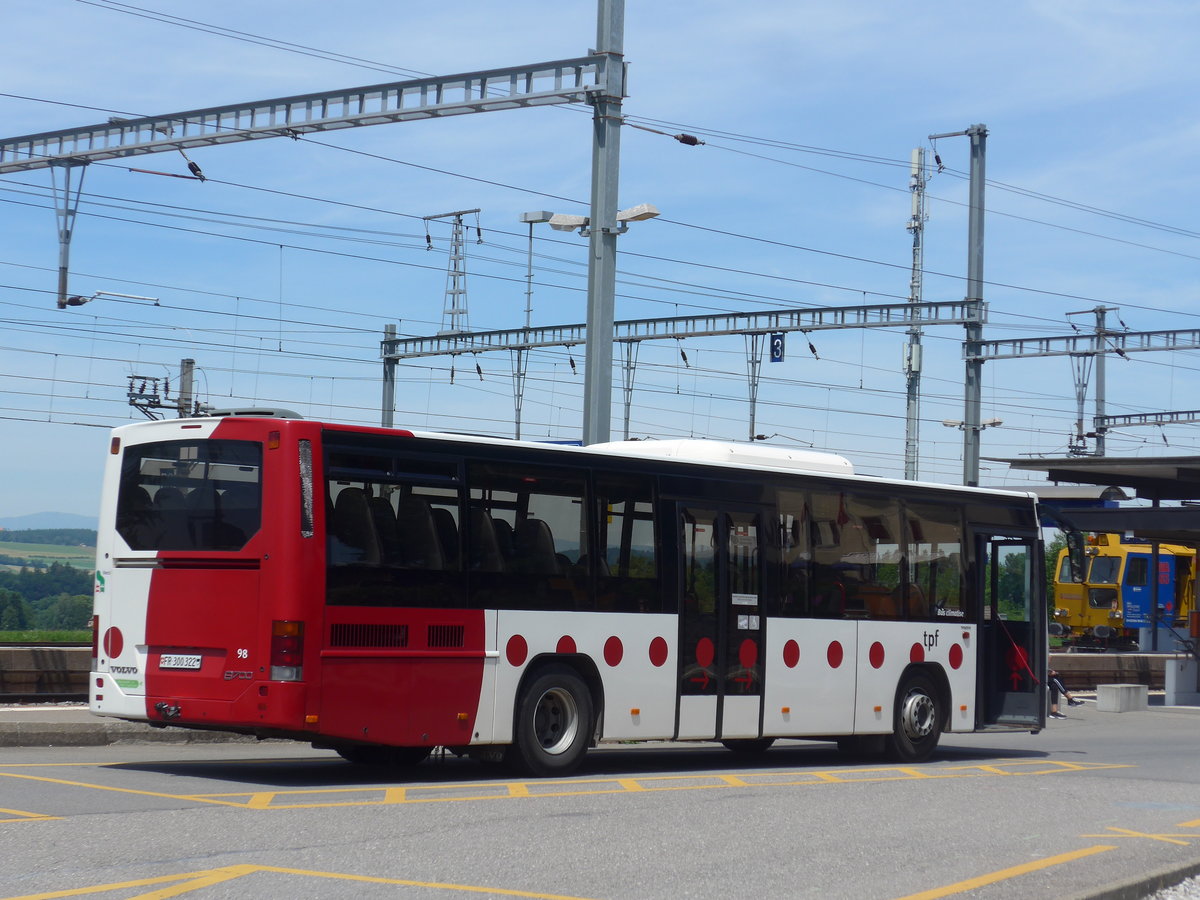 (206'797) - TPF Fribourg - Nr. 98/FR 300'322 - Volvo am 24. Juni 2019 beim Bahnhof Palzieux