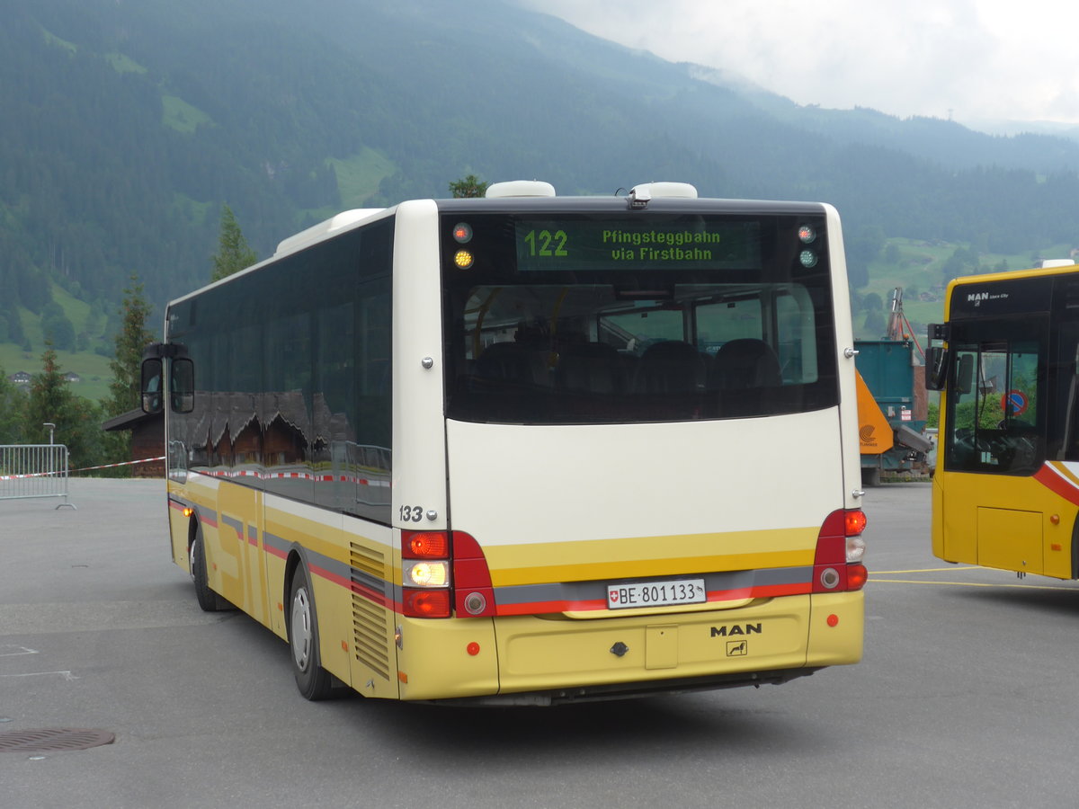 (207'763) - STI Thun - Nr. 133/BE 801'133 - MAN/Gppel am 9. Juli 2019 beim Bahnhof Grindelwald (Einsatz AVG G.)