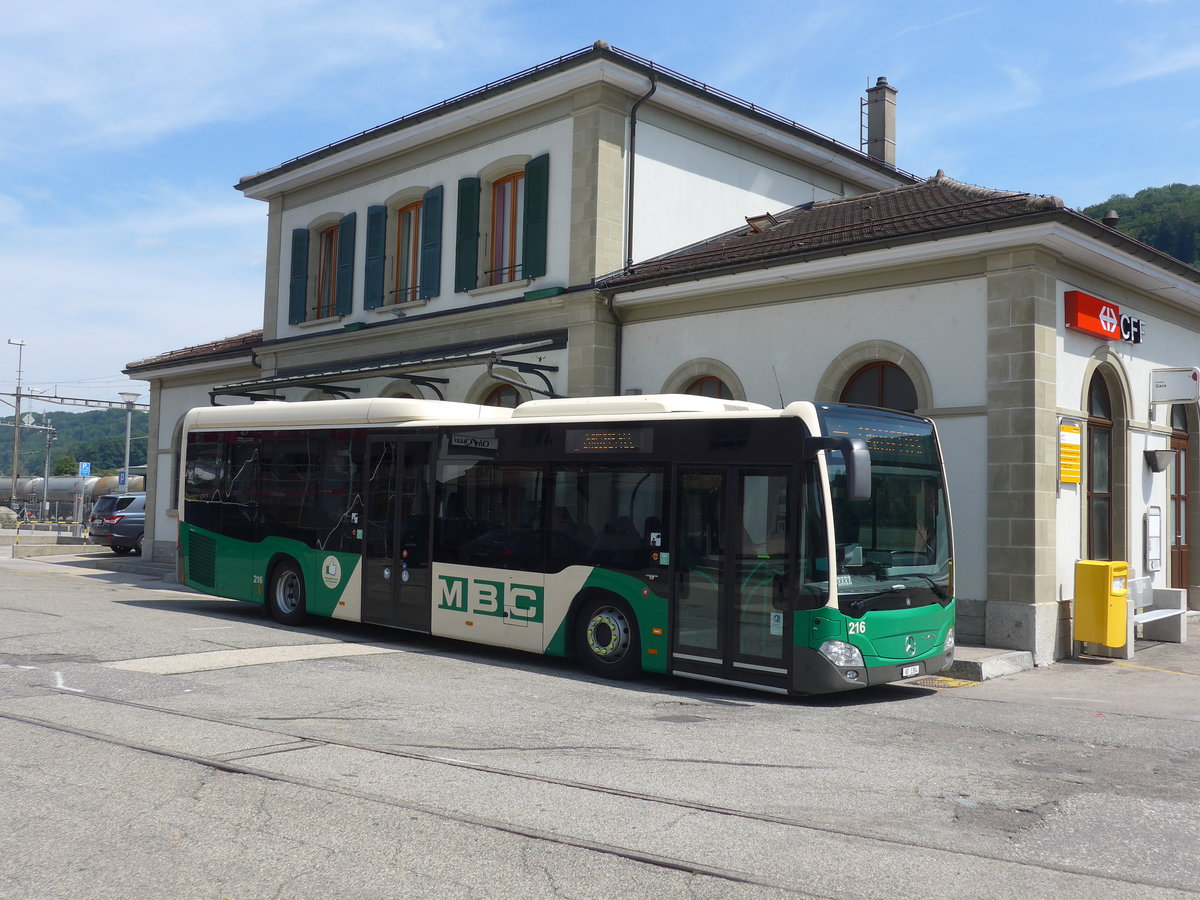 (208'106) - MBC Morges - Nr. 216/VD 1384 - Mercedes am 22. Juli 2019 beim Bahnhof Moudon