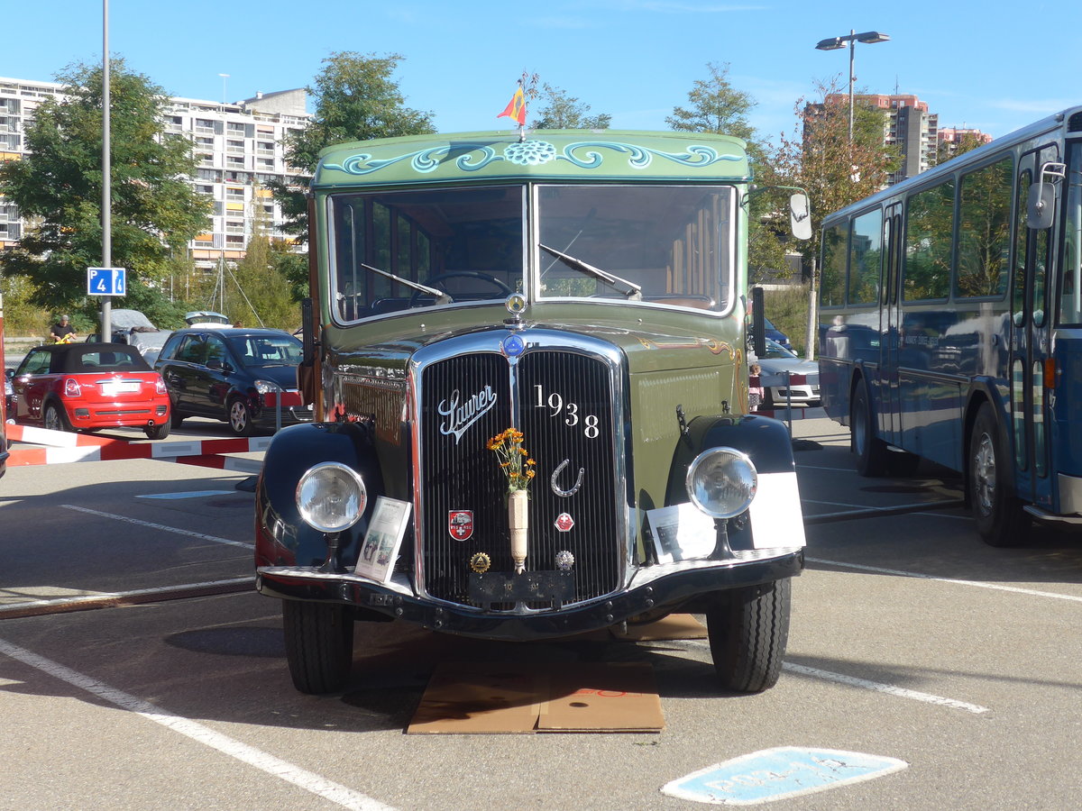 (210'169) - Lorenz, Lyssach - Saurer/Saurer (ex Geiger, Adelboden Nr. 8; ex P 1997) am 12. Oktober 2019 in Bern, Westside