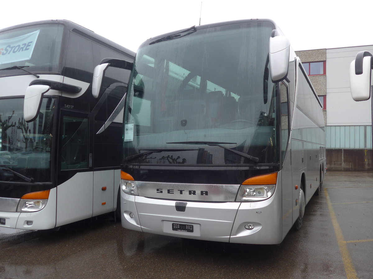 (210'803) - Aus Deutschland: Imken, Wiefelstede - (WST-WI 30) - Setra am 8. November 2019 in Kloten, EvoBus