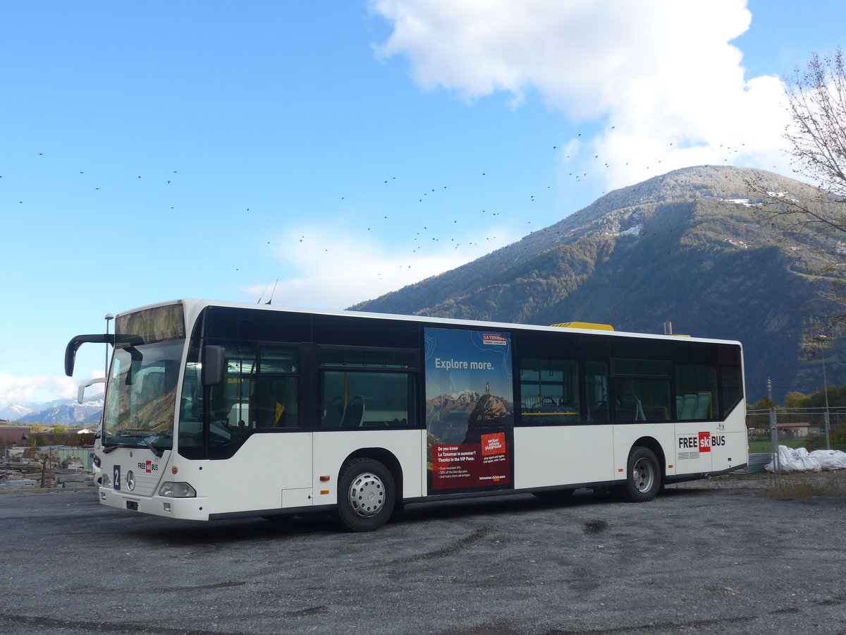 (210'937) - Buchard, Leytron - Nr. 63 - Mercedes (ex BLT Oberwil Nr. 45) am 9. November 2019 in Leytron, Garage