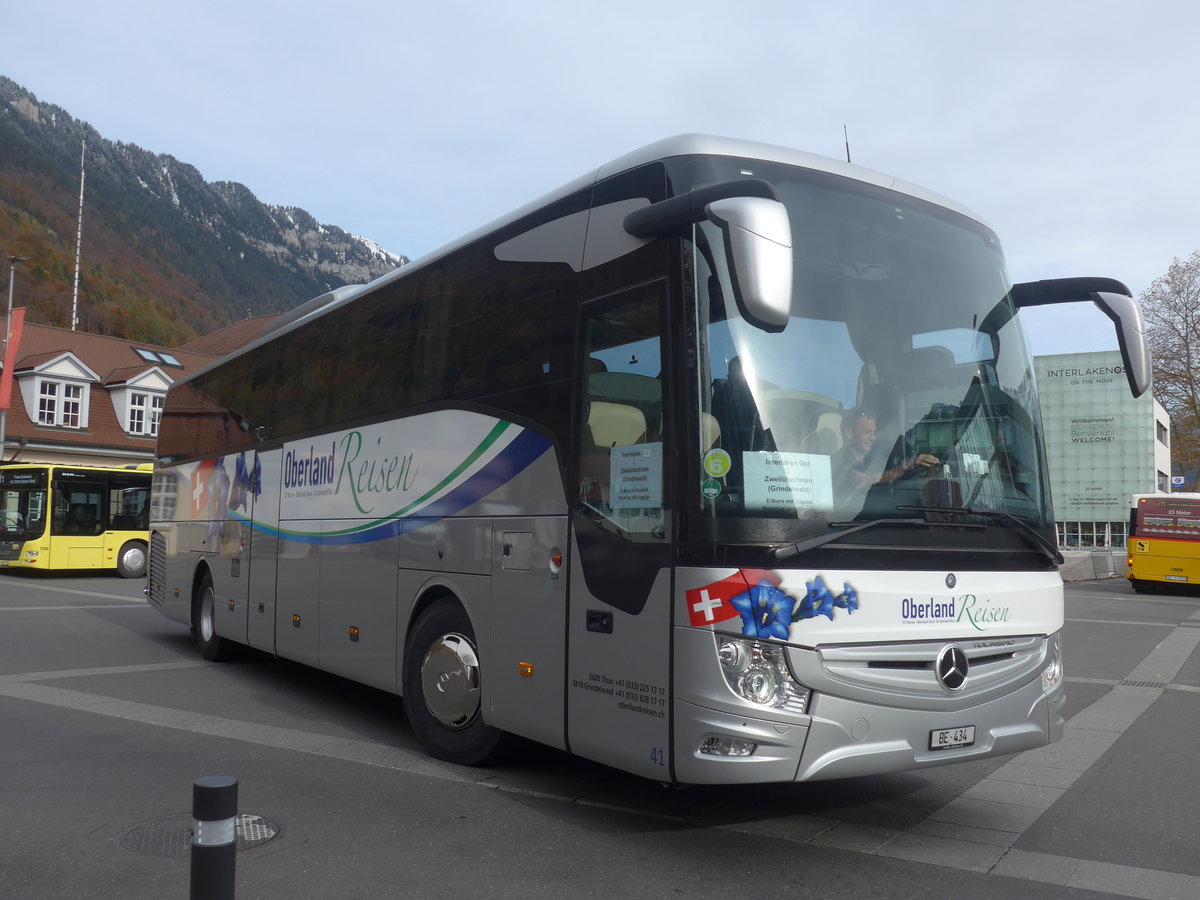 (210'963) - Oberland Reisen, Thun - Nr. 41/BE 434 - Mercedes am 10. November 2019 beim Bahnhof Interlaken Ost