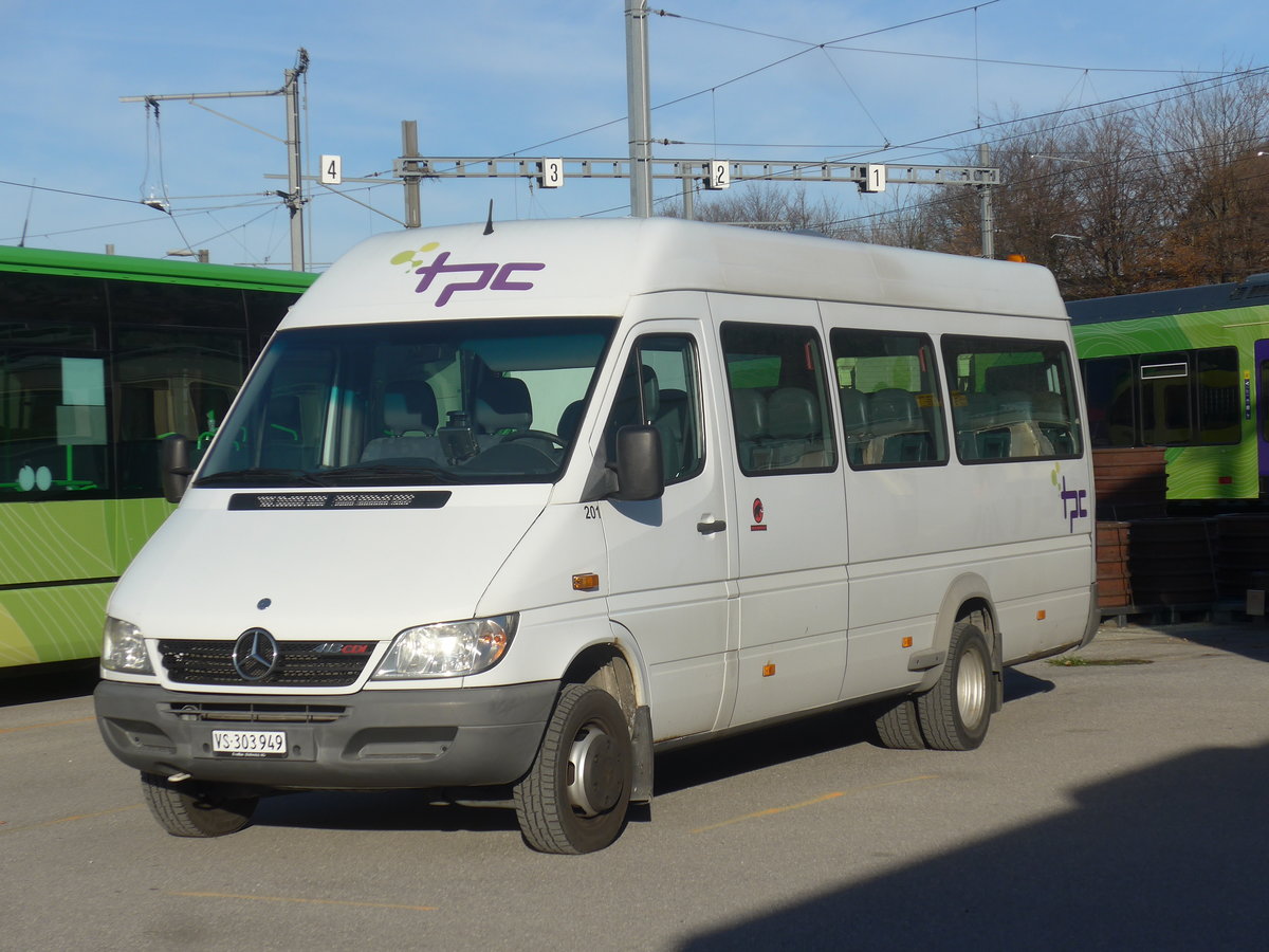 (212'721) - TPC Aigle - Nr. 201/VS 303'949 - Mercedes am 8. Dezember 2019 in Aigle, Dpt