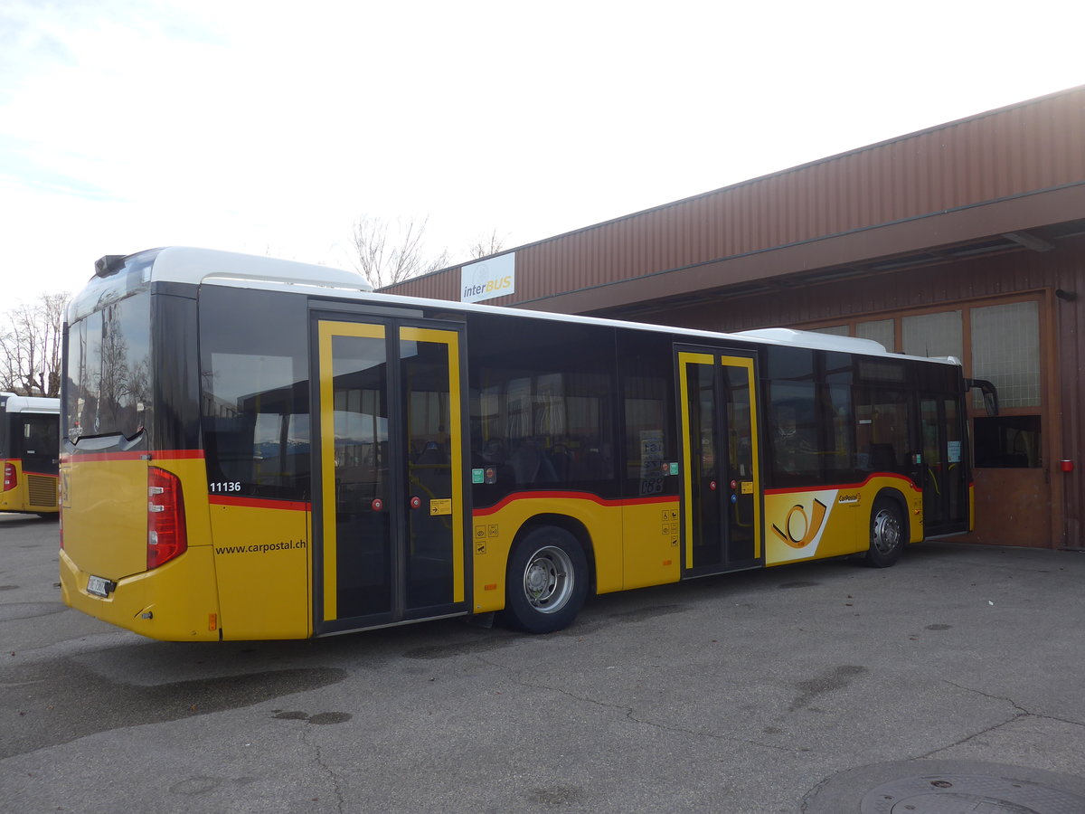 (212'767) - CarPostal Ouest - NE 73'677 - Mercedes am 8. Dezember 2019 in Yverdon, Garage