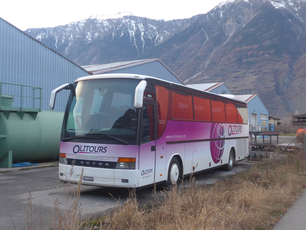 (212'816) - Olitours, Riddes - VS 71'302 - Setra am 8. Dezember 2019 in Saxon, Industrie