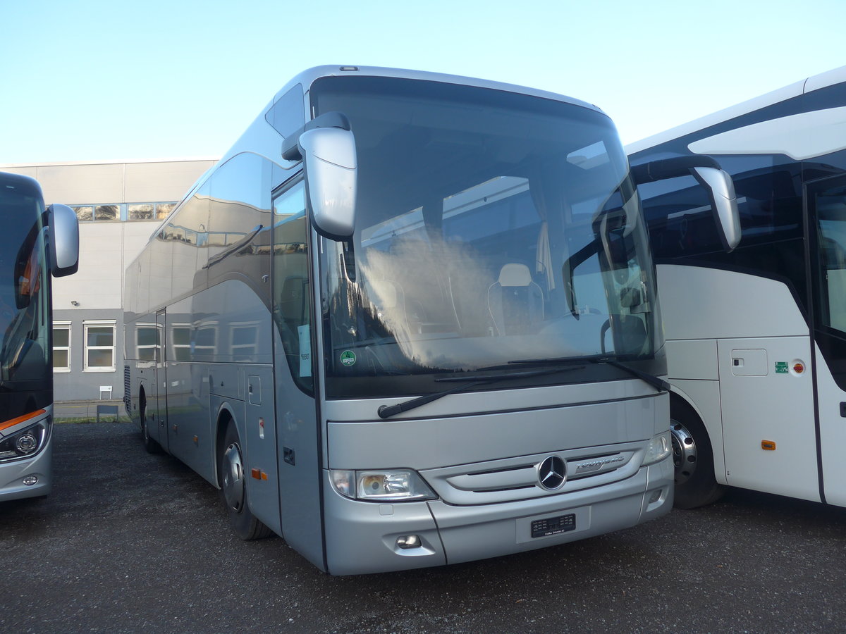 (212'979) - Oberland Reisen, Thun - Nr. 42 - Mercedes (ex Oberland Tours, Grindelwald Nr. 42) am 14. Dezember 2019 in Kloten, EvoBus