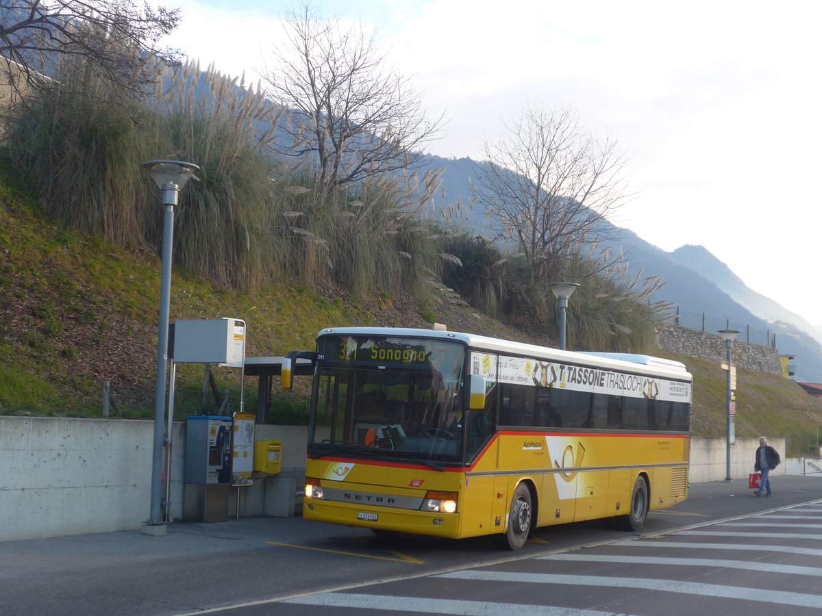 (213'821) - Chiesa, Riazzino - Nr. CB5/TI 233'555 - Setra am 18. Januar 2020 beim Bahnhof Tenero