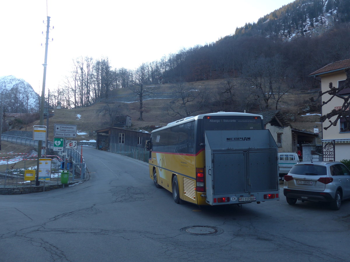 (213'905) - Vedova, Cevio - TI 117'566 - Neoplan (ex TI 215'866; ex Inselmi, Bignasco) am 18. Januar 2020 in Cerentino, Paese