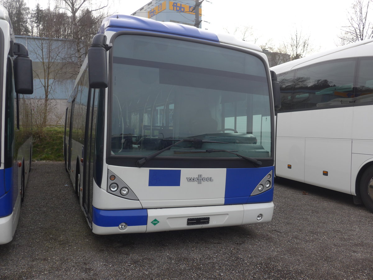 (214'172) - TL Lausanne - Nr. 464 - Van Hool am 9. Februar 2020 in Kloten, EvoBus