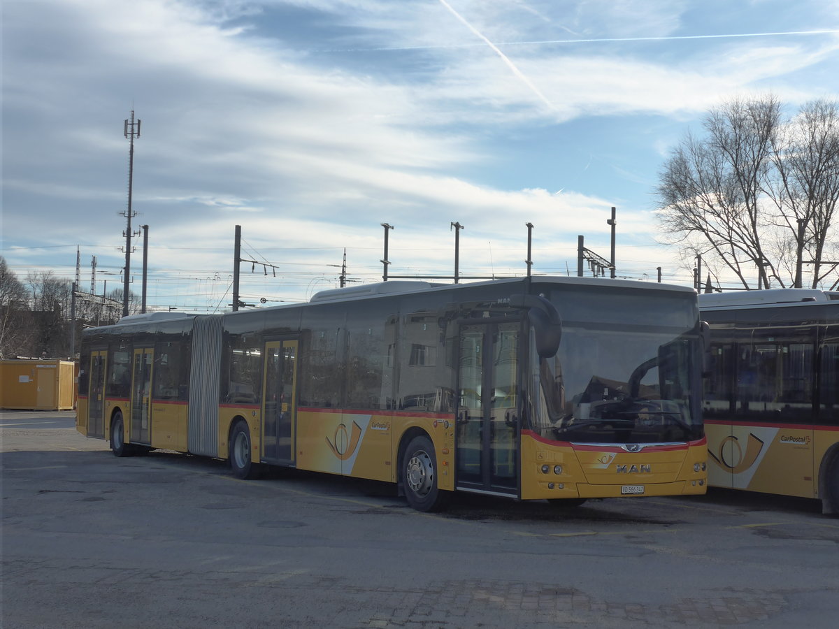 (214'356) - CarPostal Ouest - VD 566'342 - MAN am 16. Februar 2020 in Yverdon, Garage