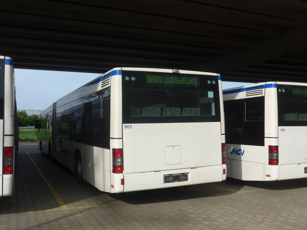 (216'268) - VMCV Clarens - Nr. 903 - MAN (ex transN, La Chaux-de-Fonds Nr. 242; ex TN Neuchtel Nr. 242) am 19. April 2020 in Kerzers, Murtenstrasse